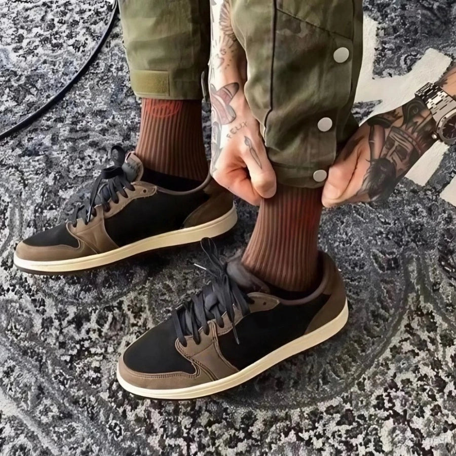 大人気🔥 1 ロー OG X TS ダークモカ ブラック SP